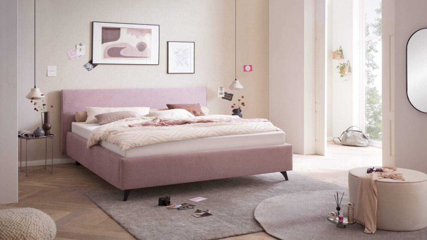 Polsterbettgestell in rosa mit Matratze und Lattenrost